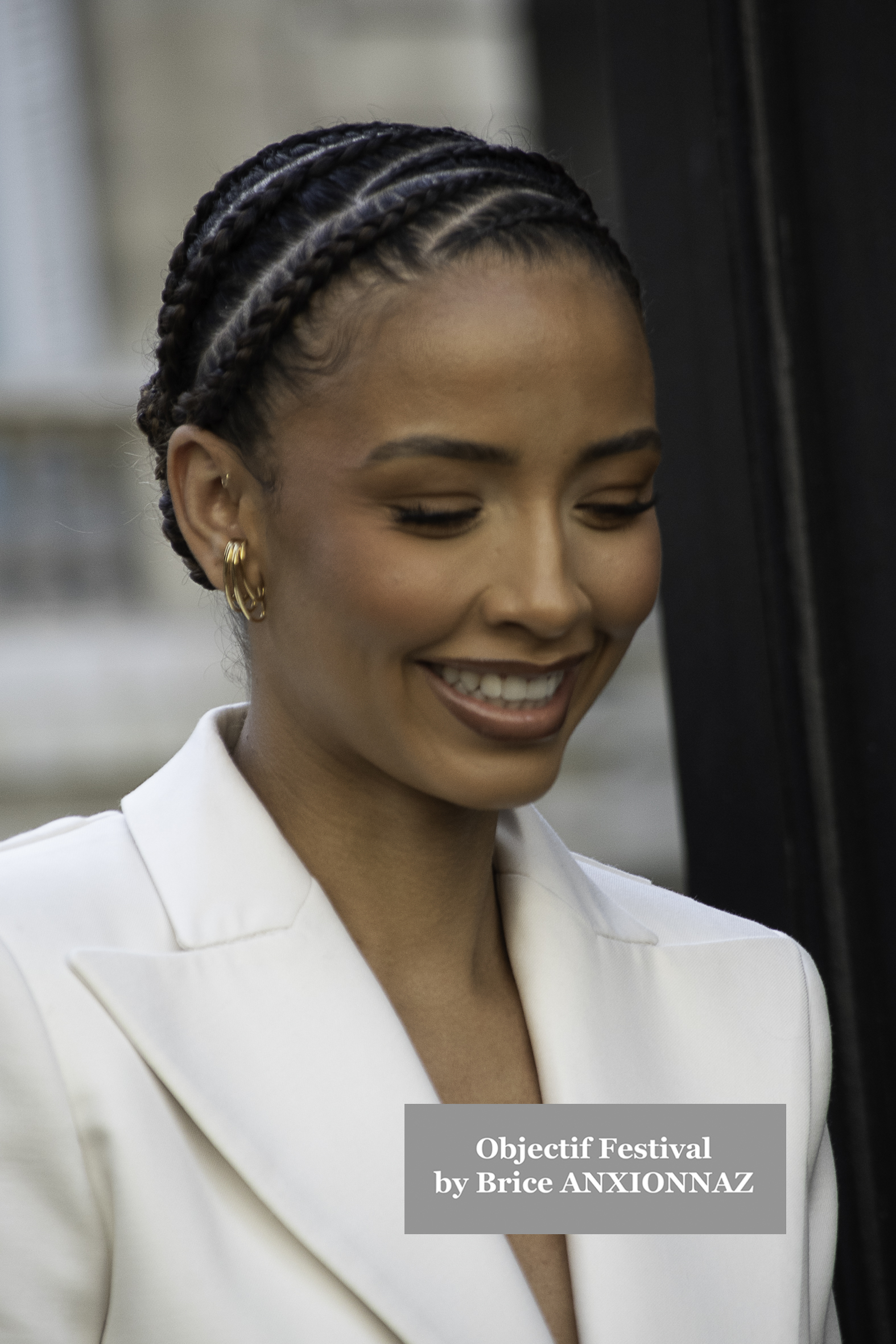 Photo streetstyle de Leonie Hanne - Streetstyle photos of guest arrivals at the Nina Ricci show lors du défilé Nina Ricci Spring 2025 à Streetstyle-photos-of-guest-arrivals-at-the-Nina-Ricci-show, Paris Fashion Week le 7 March 2025 par Brice ANXIONNAZ (Objectif Festival)